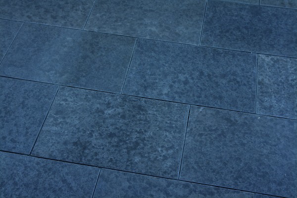 Basalt Bodenplatten Elegance 60/40/3 cm Oberfläche geflammt, Kanten gefast